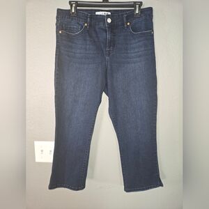 Code Bleu Chelsea Stretch Capri Dark Wash Size 8P